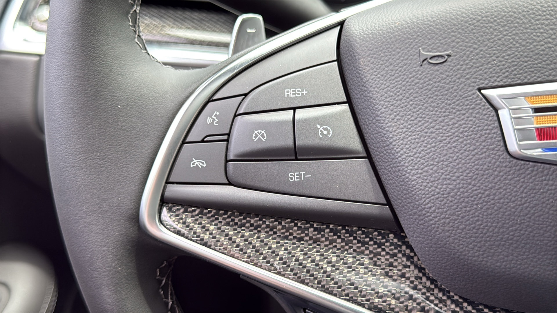 New 2026 Cadillac XT5 Sportv AWD/4WD image 16