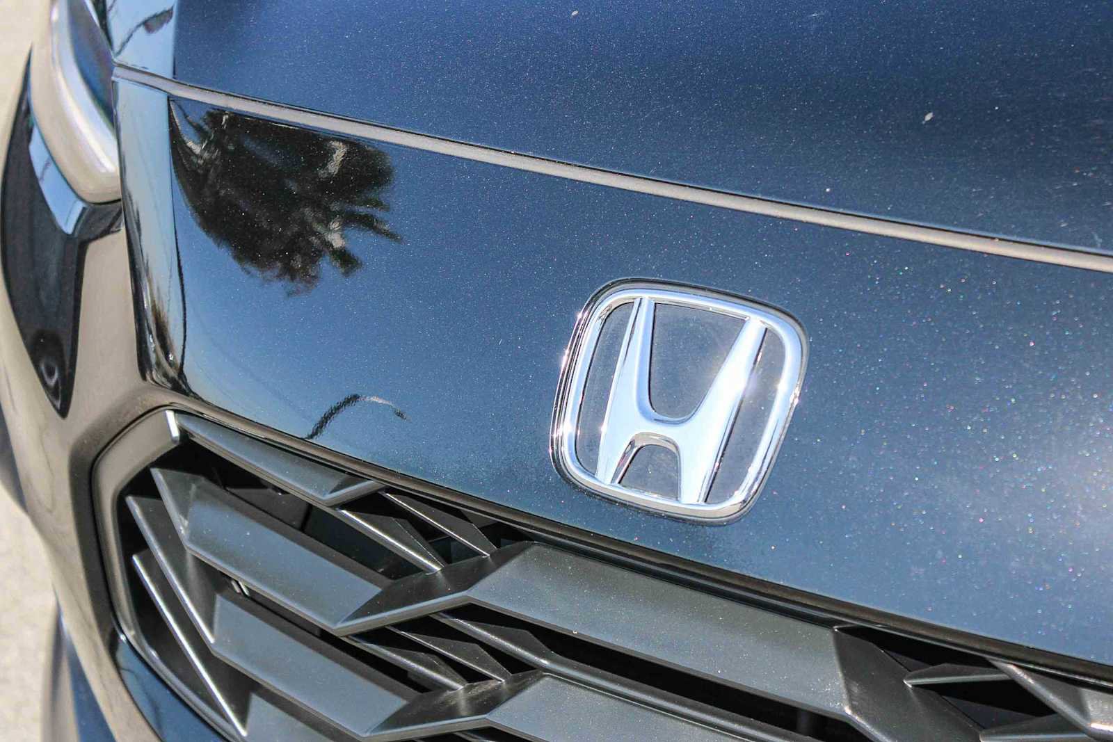 Certified 2025 Honda HR-V Sport image 10