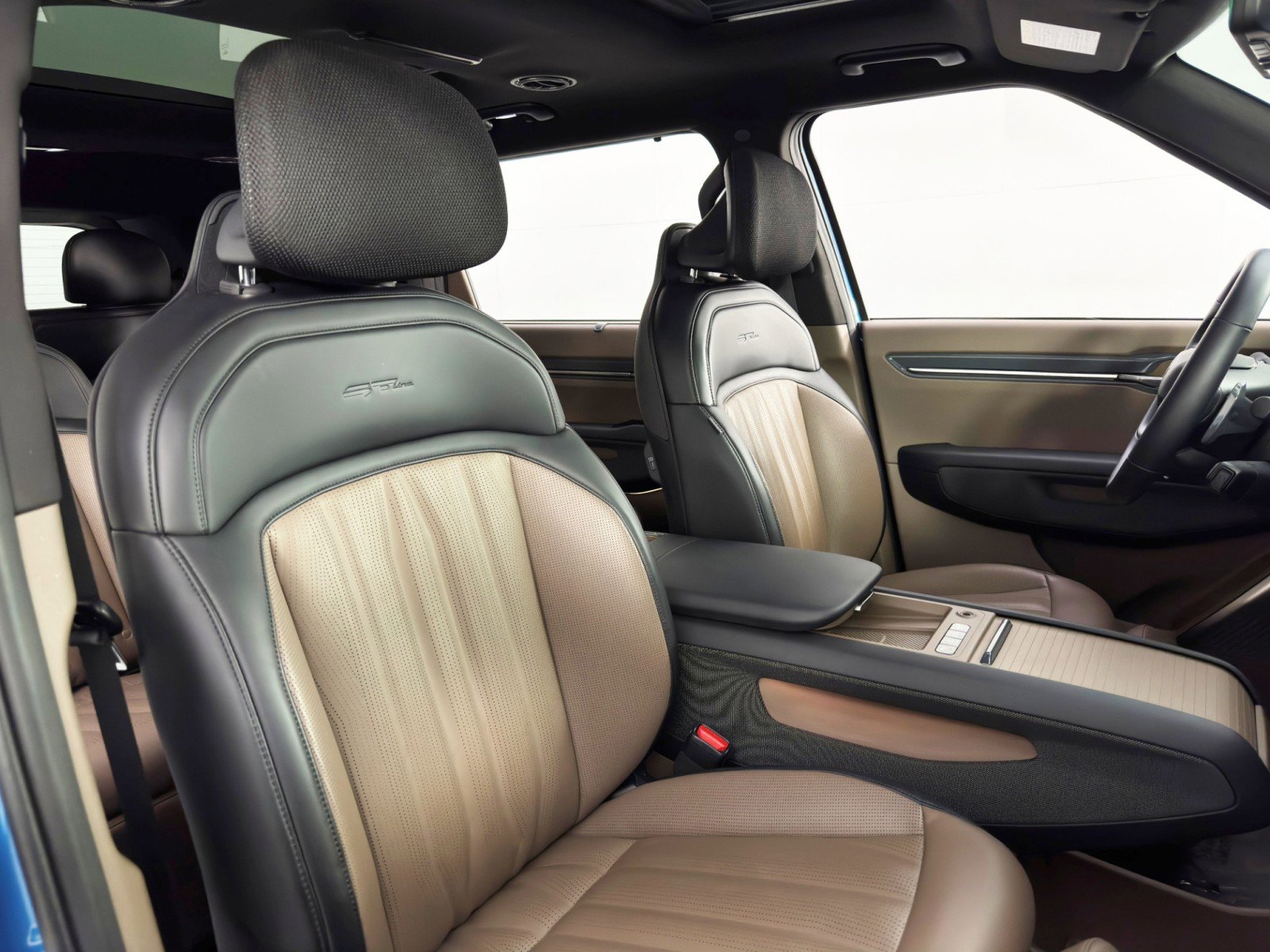 Used 2024 Kia EV9 GT-Line image 38