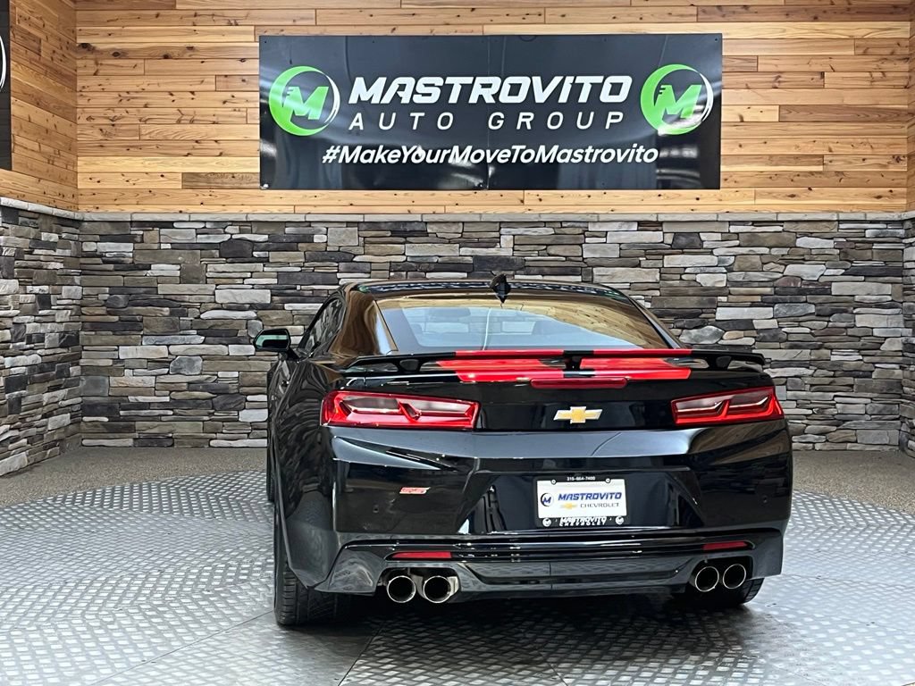 Used 2016 Chevrolet Camaro SS RWD image 21