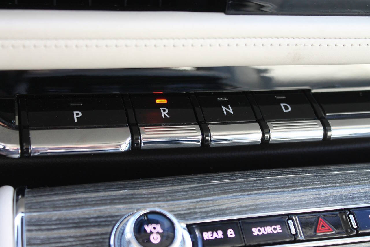 Used 2020 Lincoln Aviator Black Label Grand Touring w/ Class IV Trailer Tow Package AWD/4WD image 93