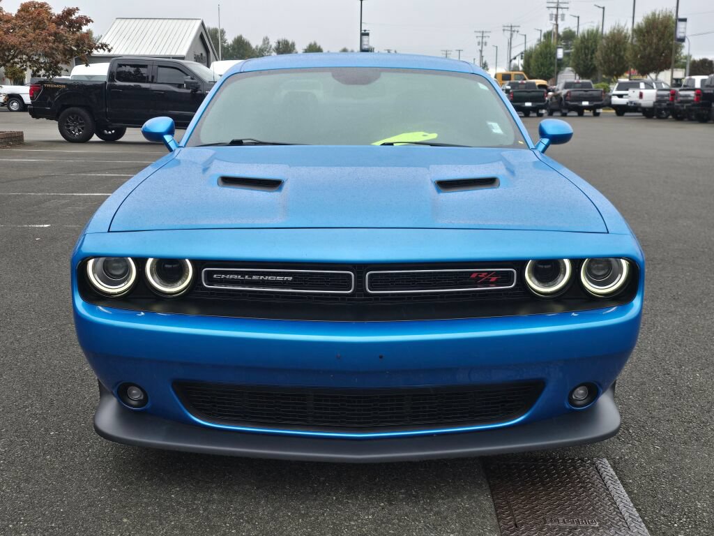 Used 2016 Dodge Challenger R/T Scat Pack w/ Technology Group RWD image 3
