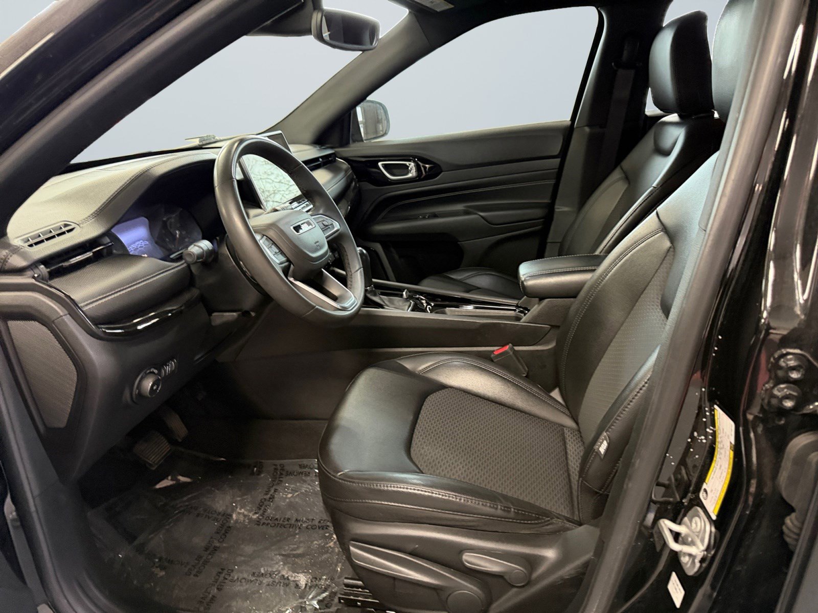 Used 2022 Jeep Compass Altitude image 11