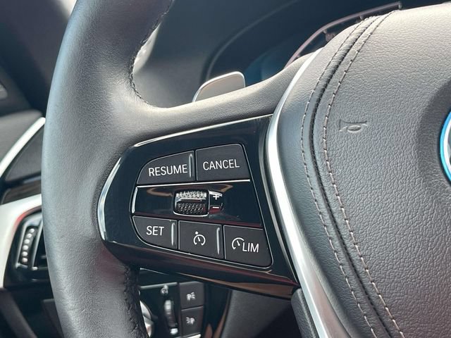 Used 2023 BMW 530e xDrive AWD/4WD image 31