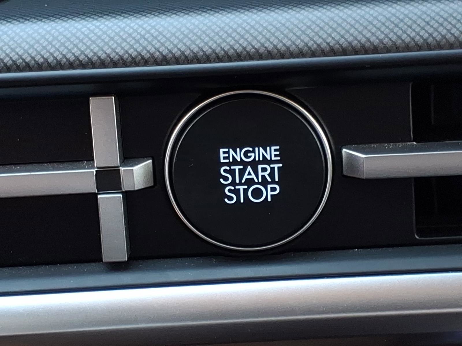 Certified 2025 Hyundai Santa Fe XRT image 26