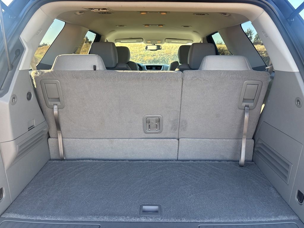 Used 2015 GMC Acadia SLE image 16