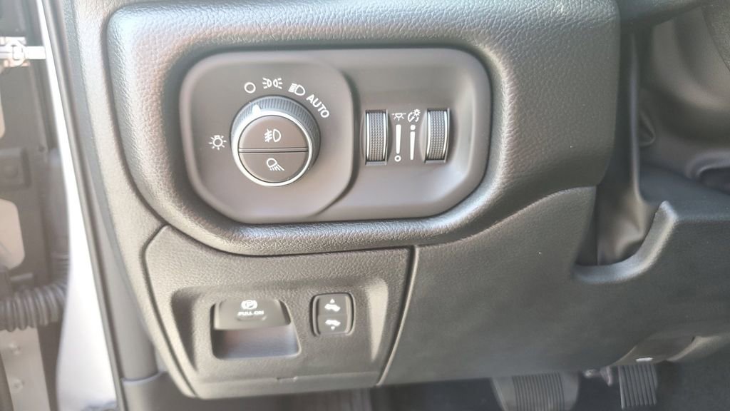 New 2026 RAM 1500 Rebel image 24
