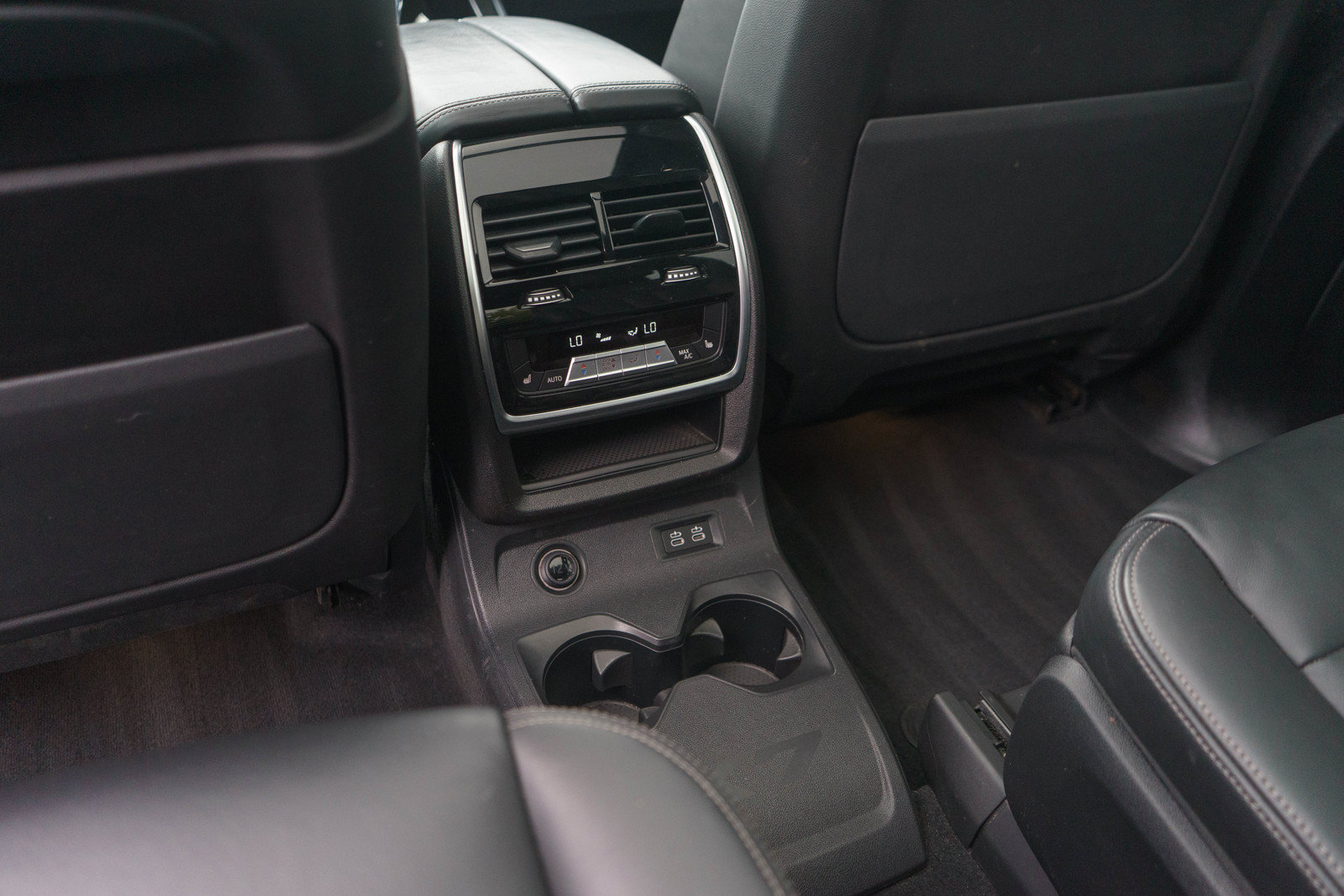 Used 2020 BMW X7 xDrive40i AWD/4WD image 17