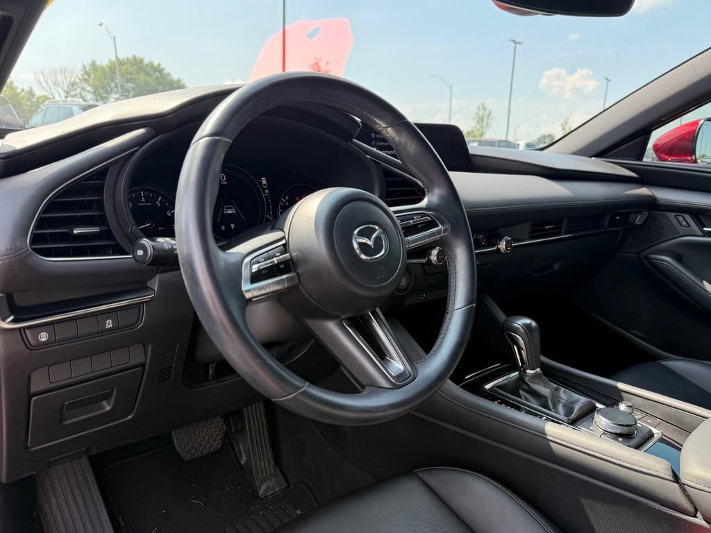 Used 2019 MAZDA MAZDA3 Hatchback FWD image 10