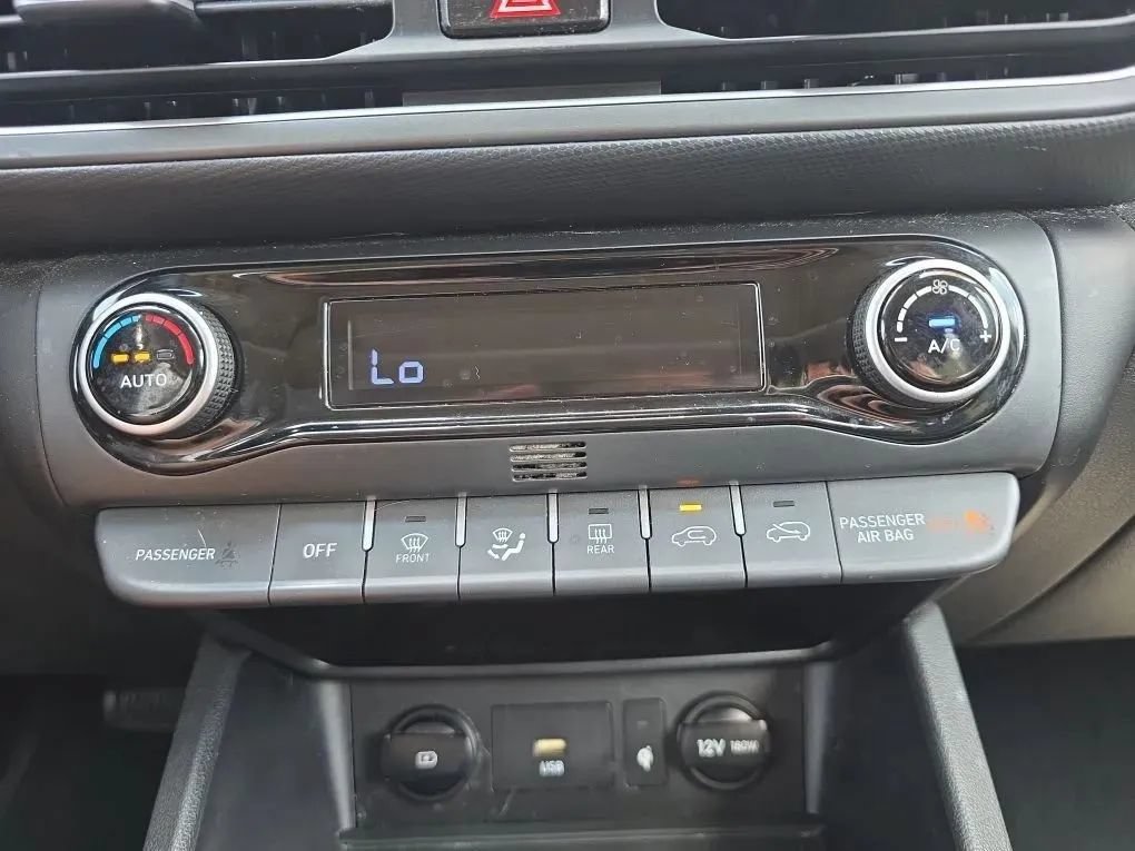 Used 2022 Hyundai Kona SEL w/ Convenience Package FWD image 31