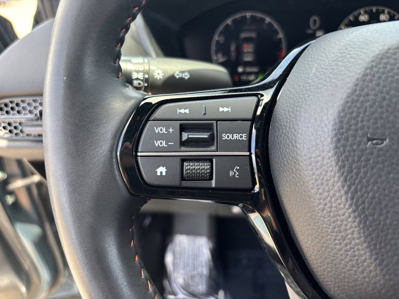 Certified 2024 Honda HR-V Sport image 25