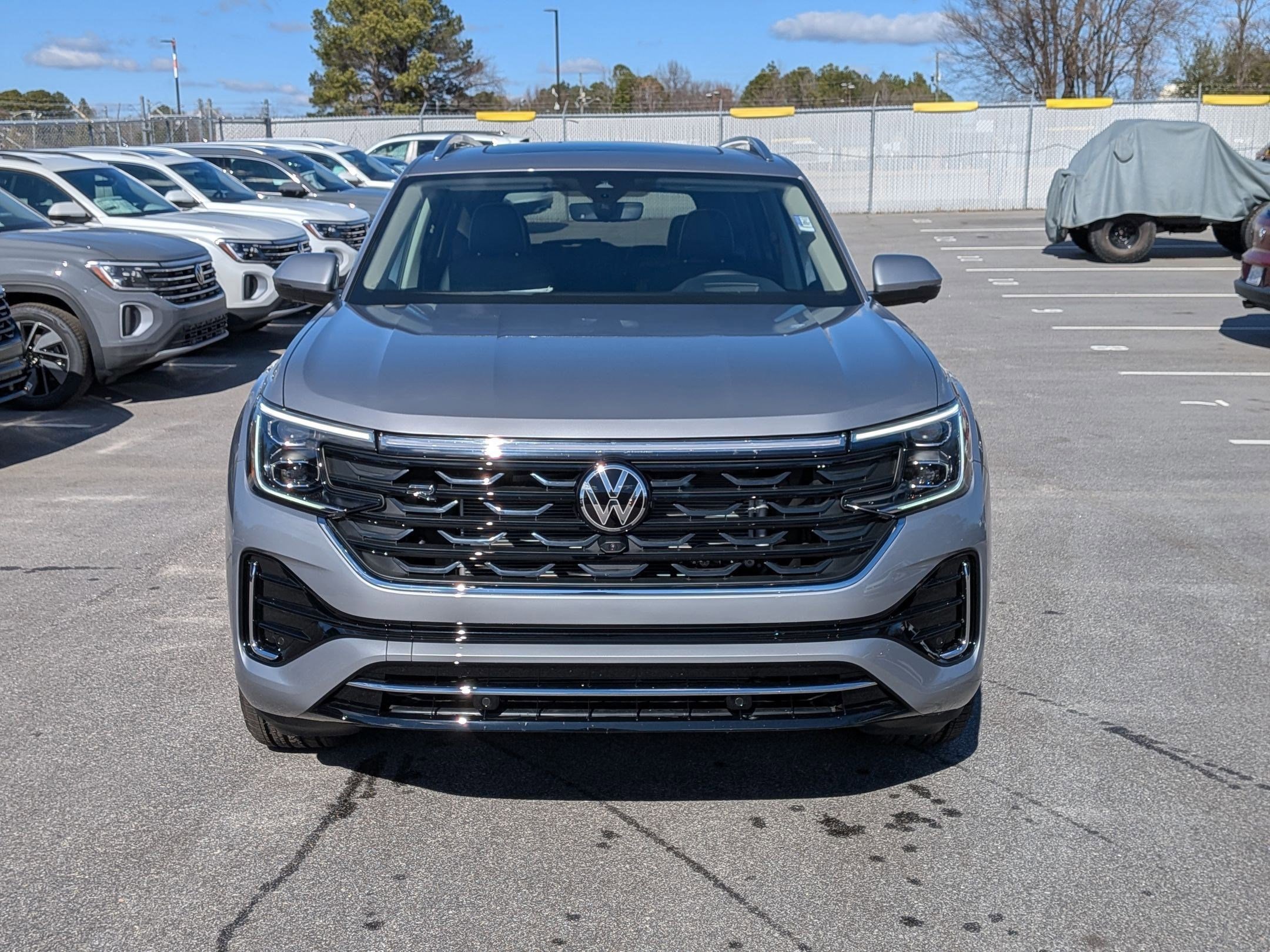 New 2026 Volkswagen Atlas SEL Premium R-Line AWD/4WD image 8