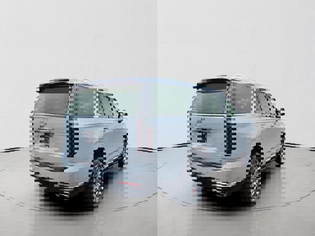 New 2026 Cadillac Escalade Luxury w/ LPO, Radiant Package image 4