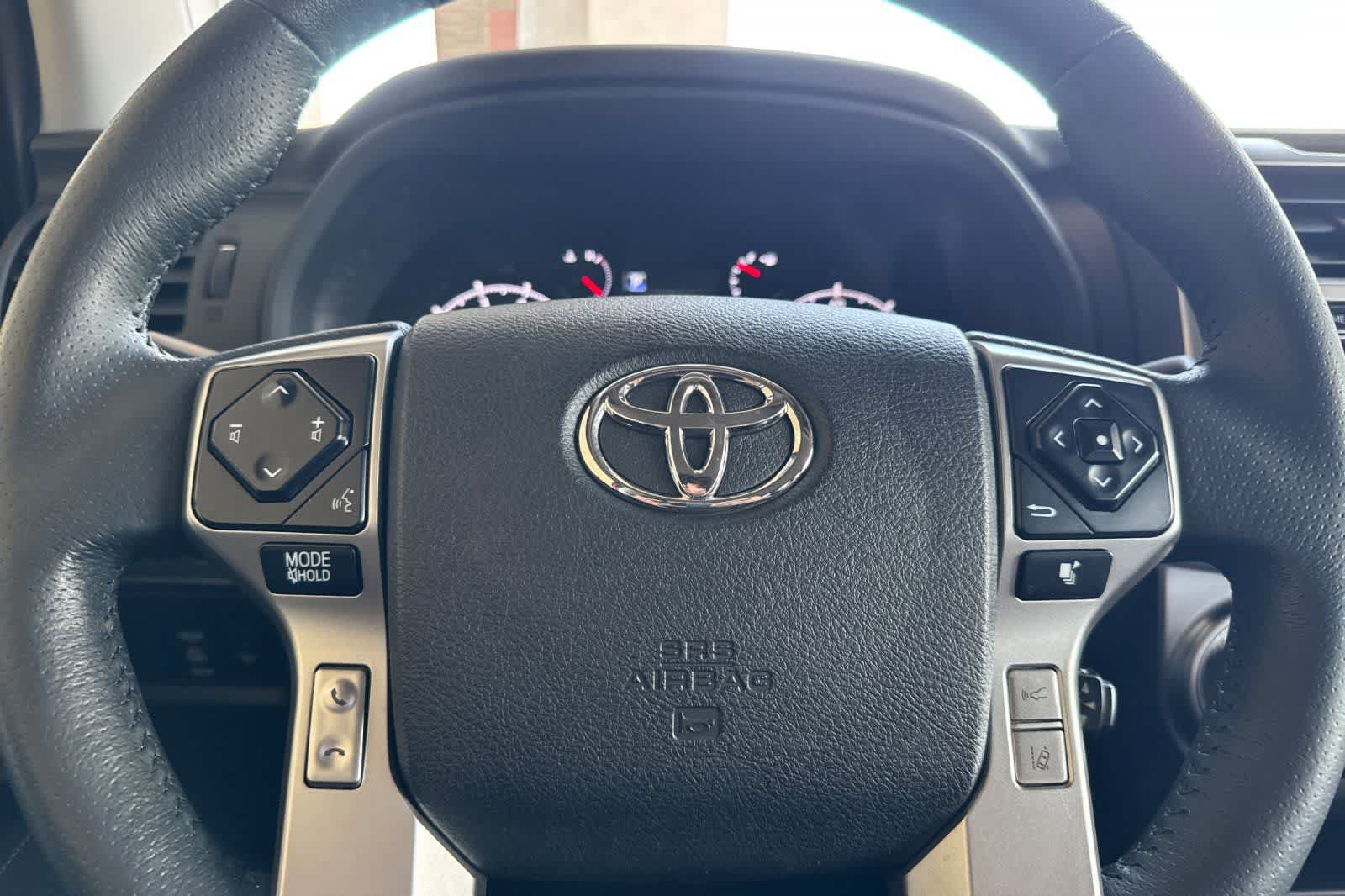 Used 2022 Toyota 4Runner SR5 RWD image 26