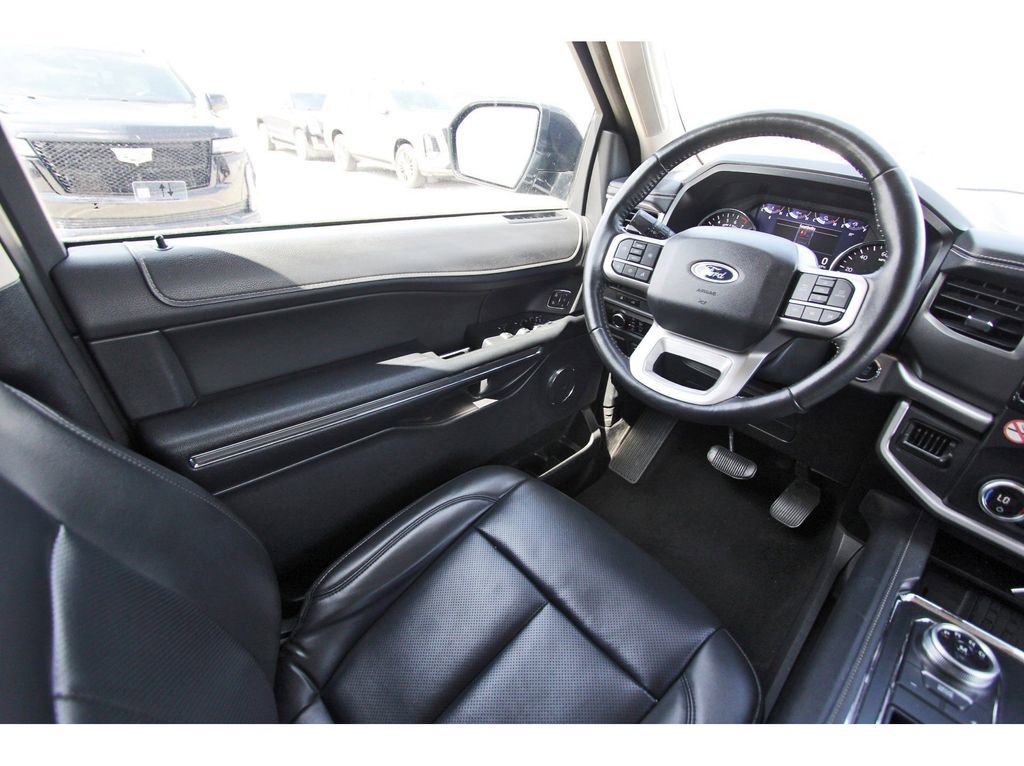 Used 2024 Ford Expedition Max XLT RWD image 8