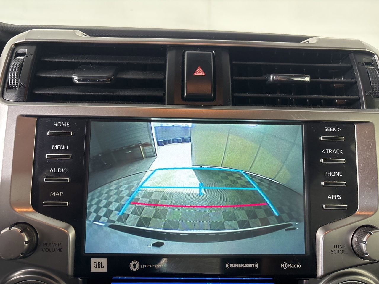 Used 2021 Toyota 4Runner Limited AWD/4WD image 18