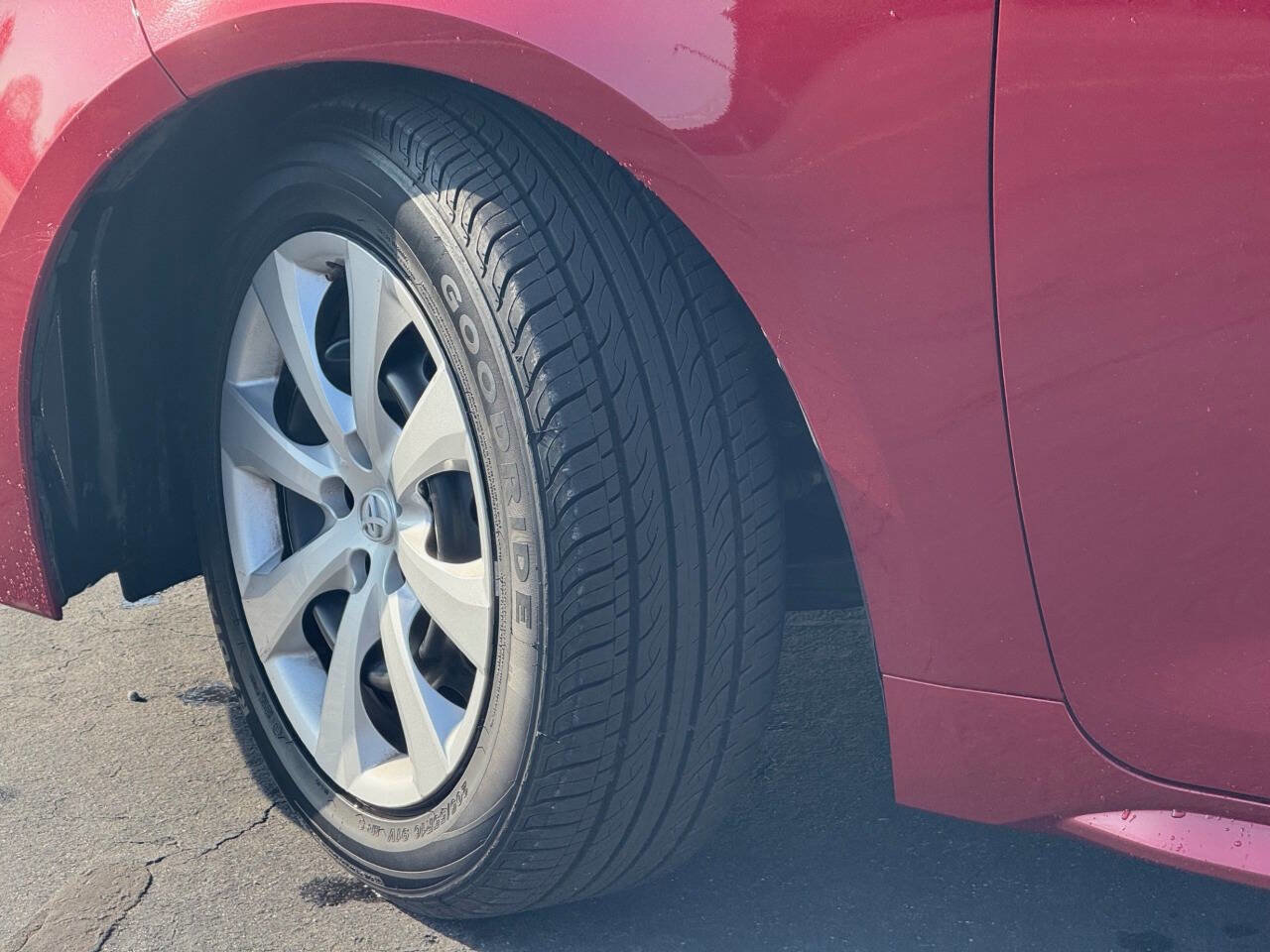 Used 2024 Toyota Corolla LE image 15