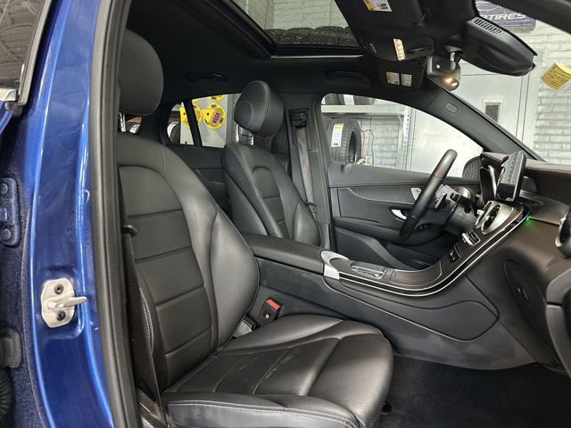 Used 2023 Mercedes-Benz GLC 300 4MATIC Coupe image 28