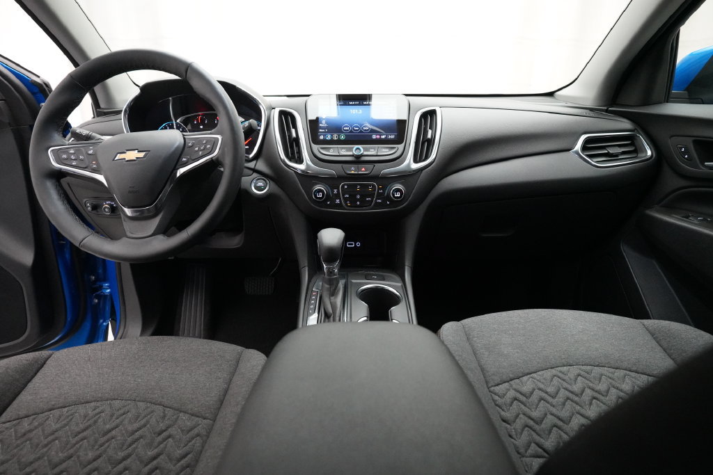 Used 2024 Chevrolet Equinox LT AWD/4WD image 5