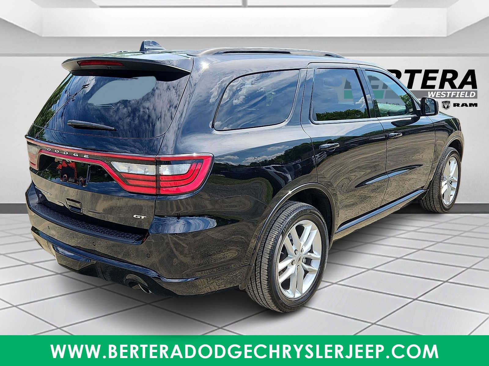 Used 2024 Dodge Durango GT AWD/4WD image 6