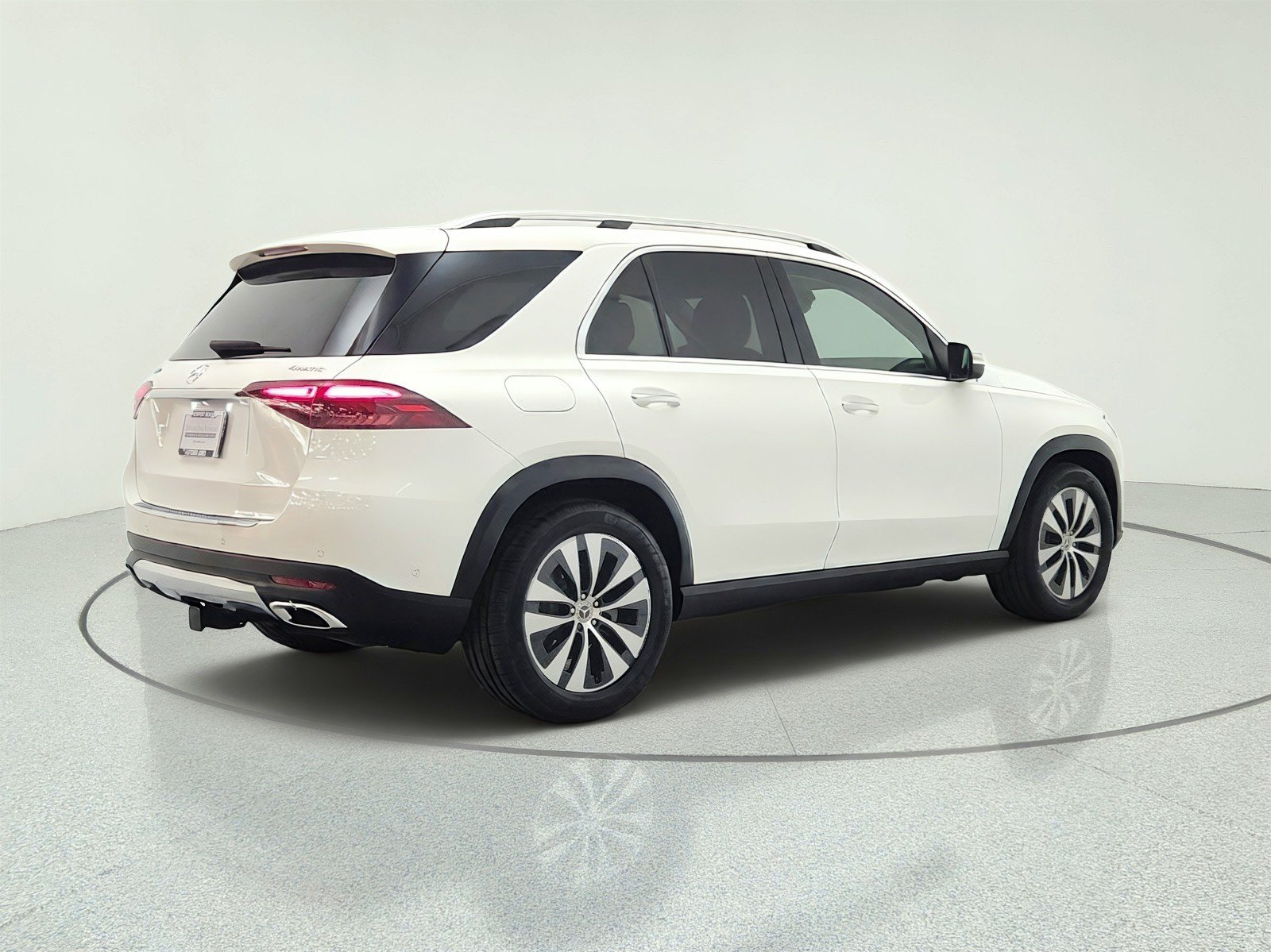 Certified 2025 Mercedes-Benz GLE 350 4MATIC image 5