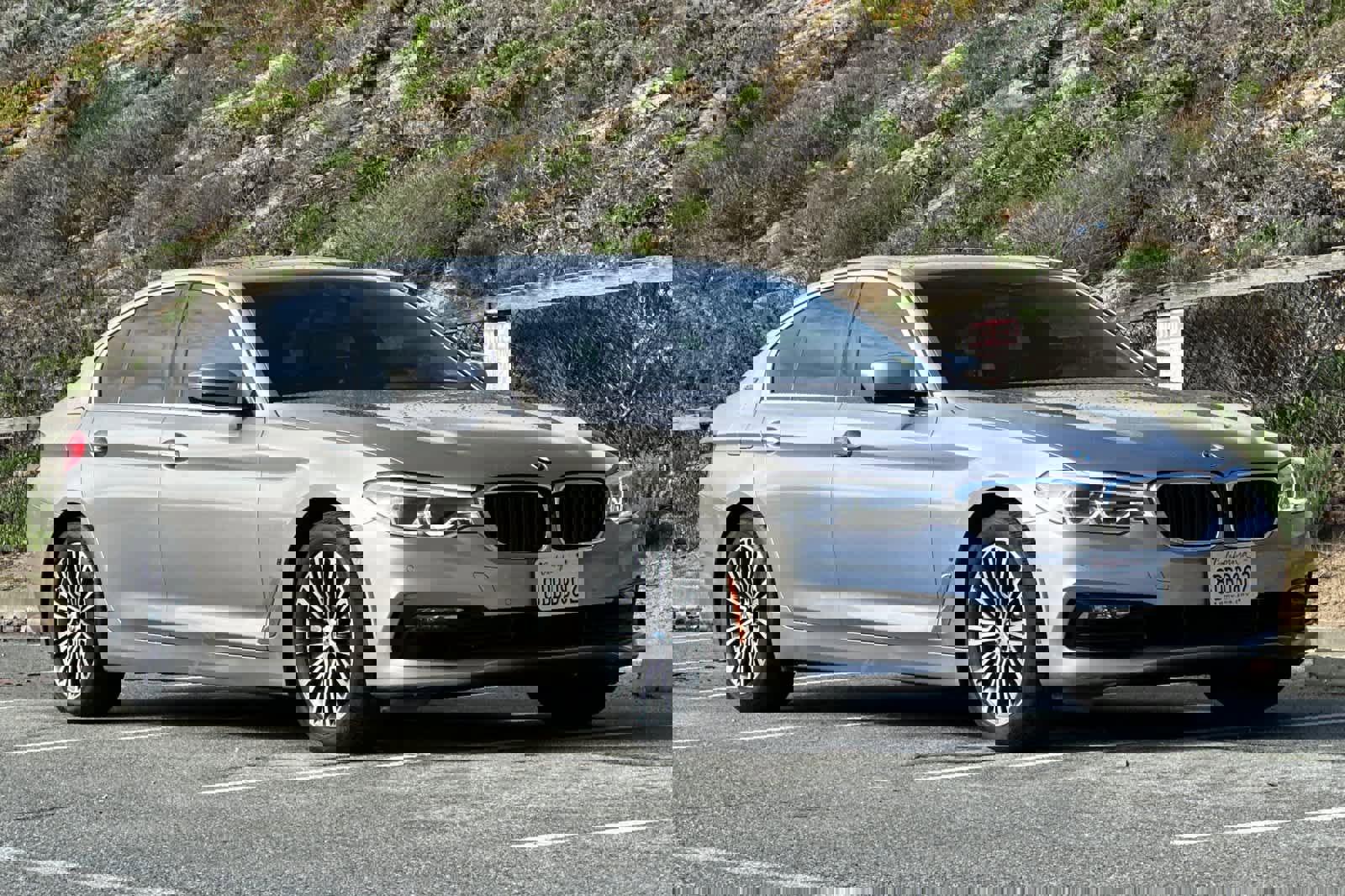 Used 2018 BMW 530e image 5