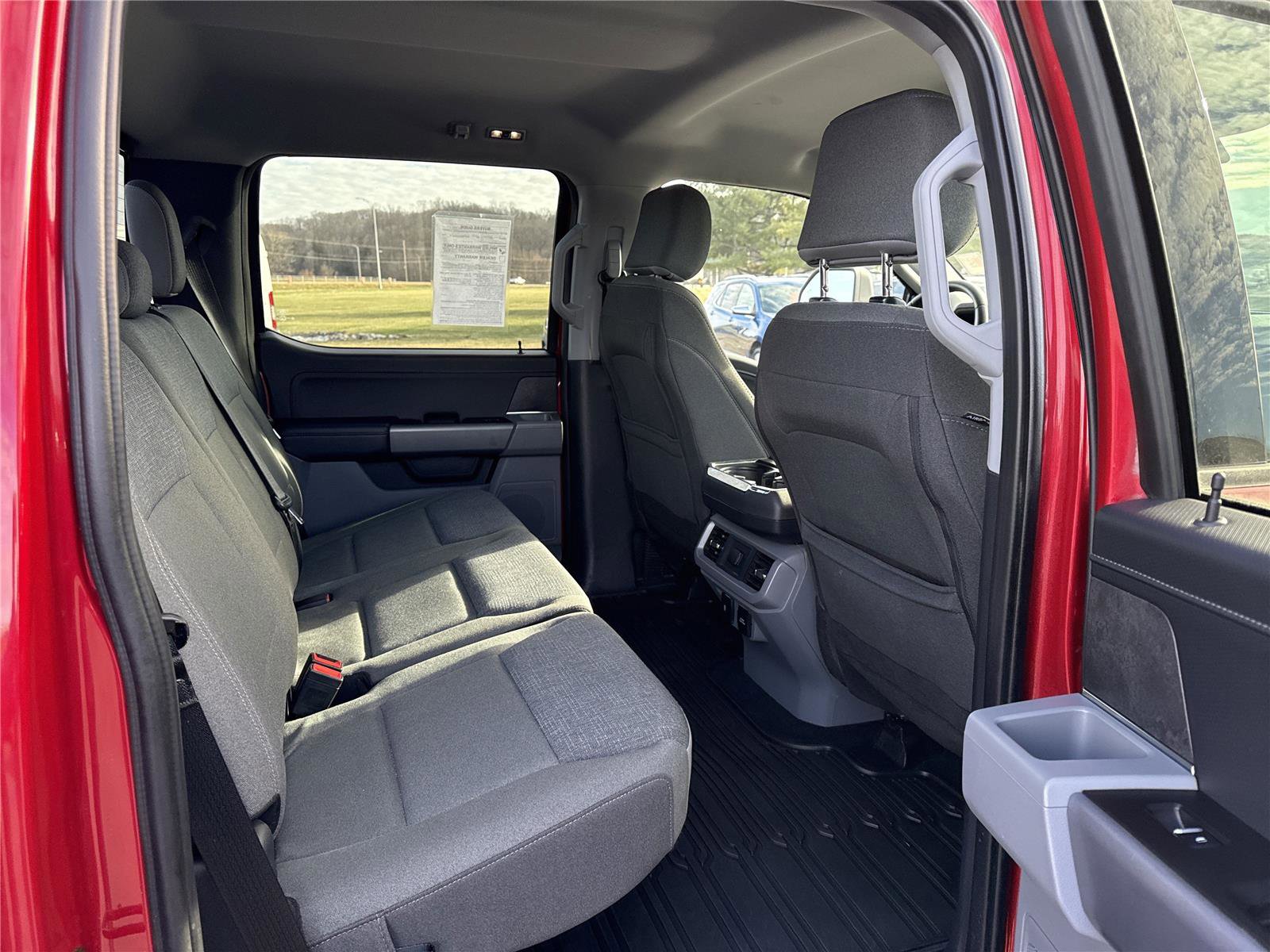 Used 2024 Ford F150 XLT w/ Equipment Group 302A MID image 32