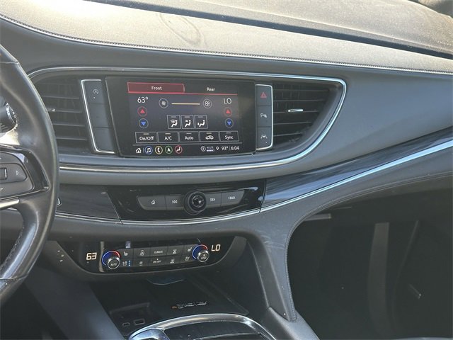 Used 2024 Buick Enclave Premium image 28