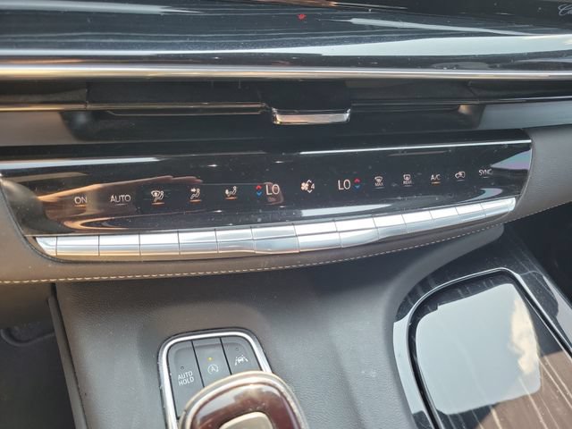 Certified 2024 Cadillac Escalade Sport w/ LPO, ONYX Package AWD/4WD image 17