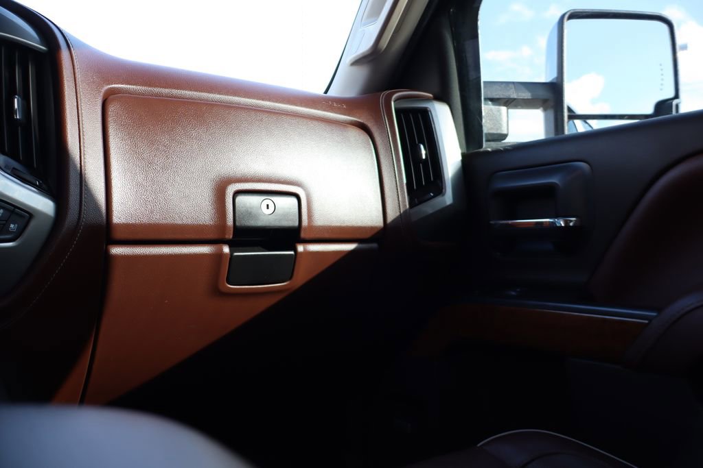 Used 2019 Chevrolet Silverado 3500 High Country w/ Duramax Plus Package image 47
