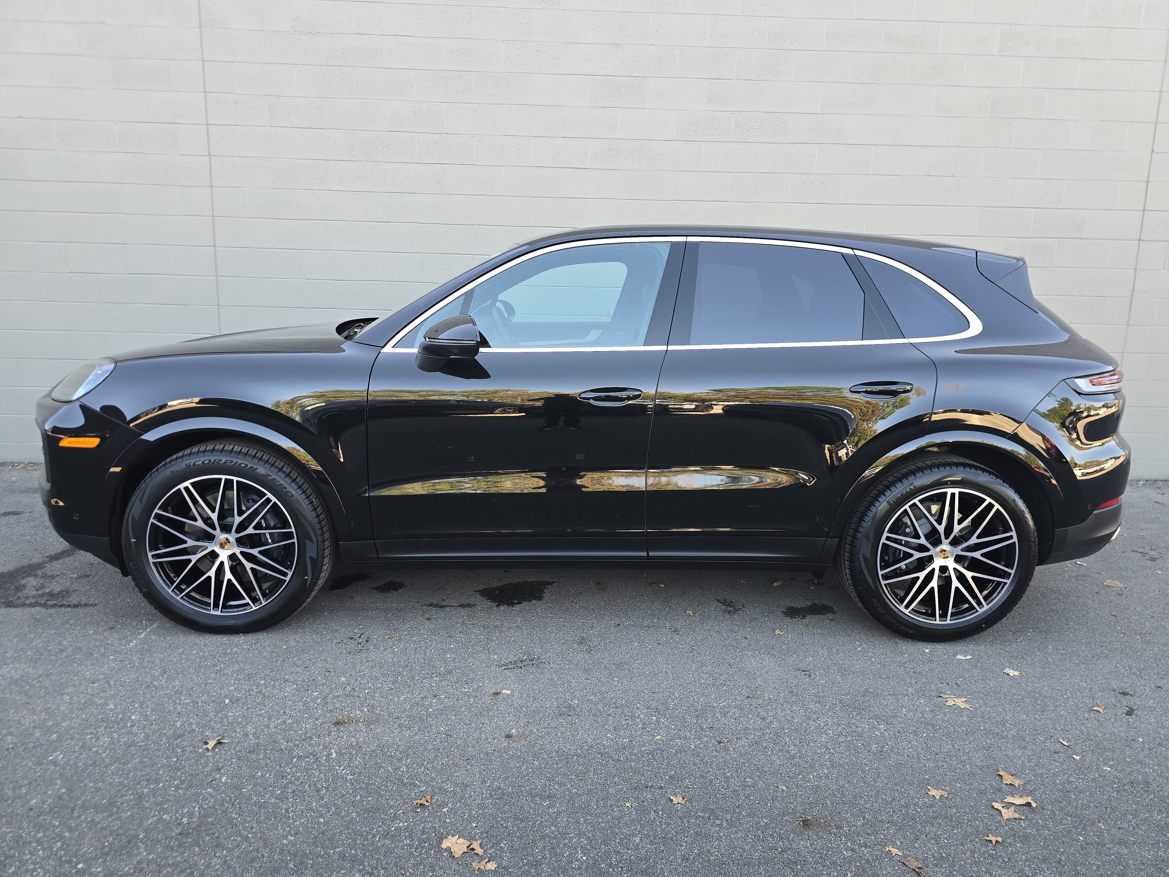 New 2026 Porsche Cayenne AWD/4WD image 2