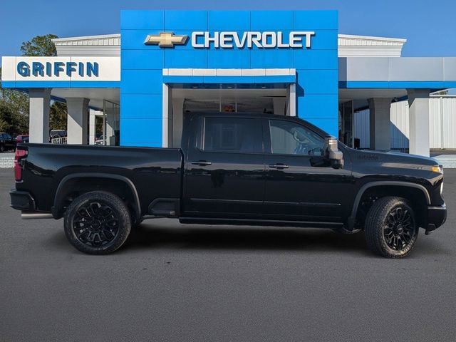 New 2026 Chevrolet Silverado 2500 High Country w/ High Country Premium Package AWD/4WD image 3
