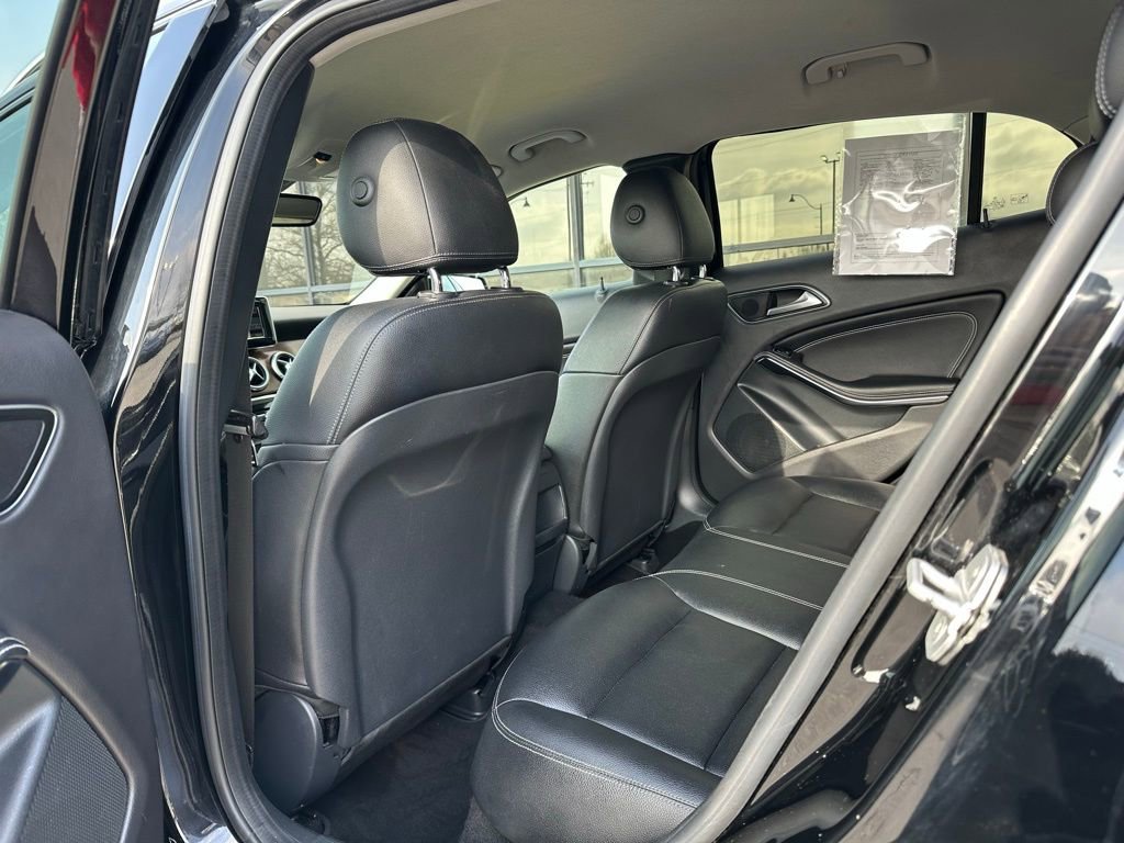 Used 2015 Mercedes-Benz GLA 250 image 21