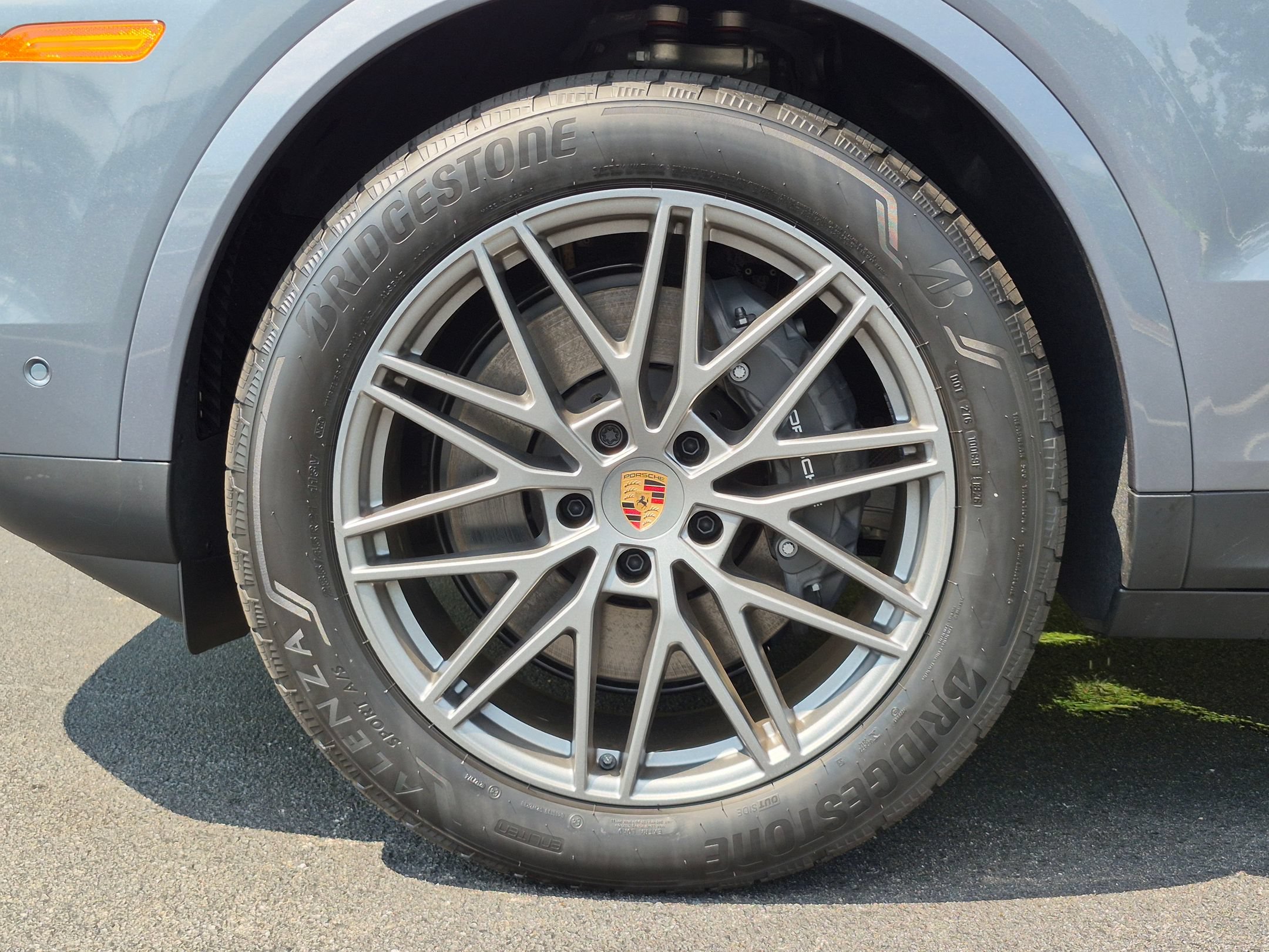 New 2026 Porsche Cayenne Coupe AWD/4WD image 38