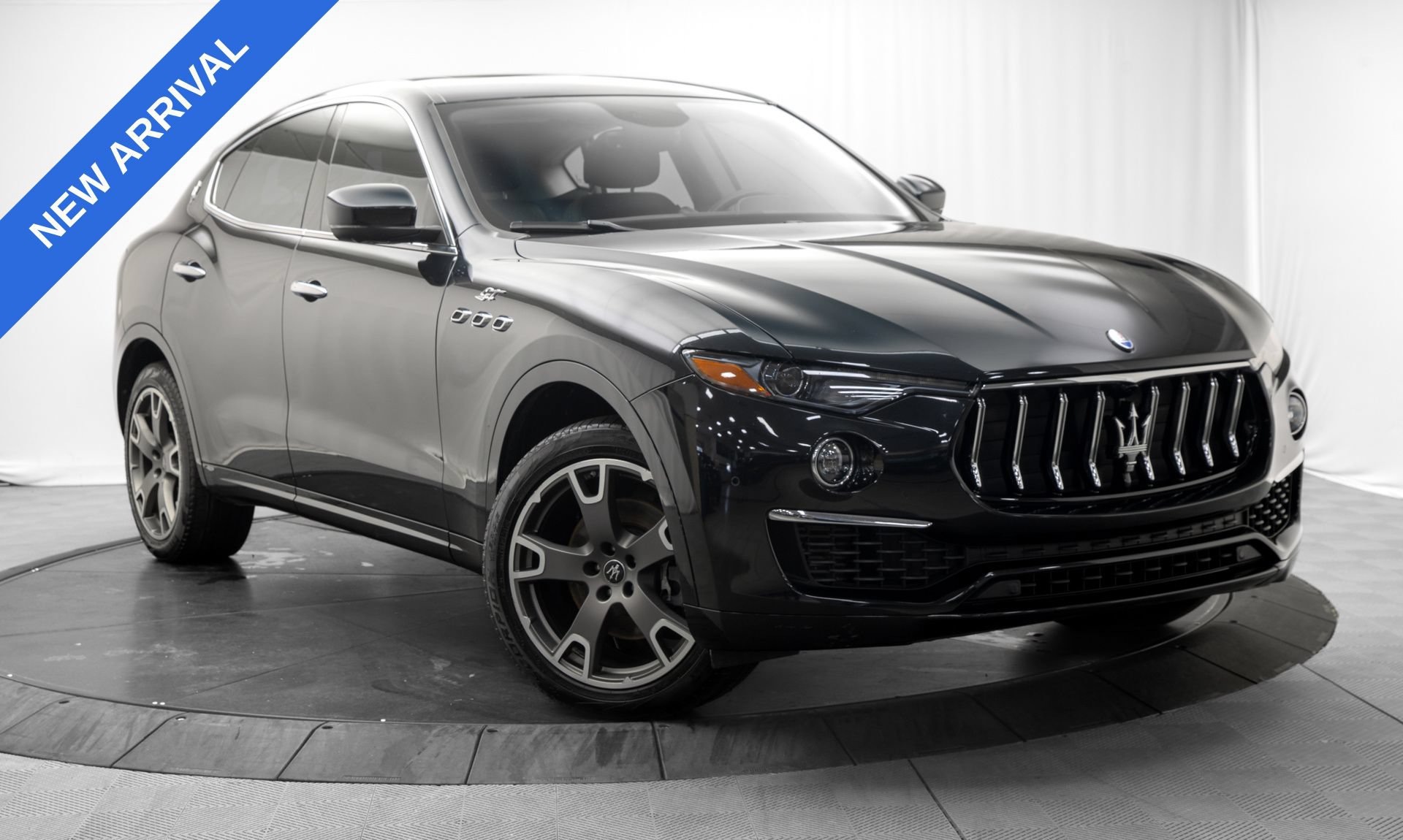 Used 2022 Maserati Levante GT AWD/4WD image 1