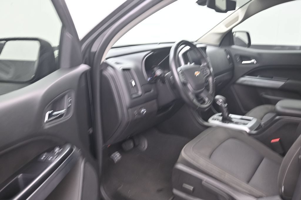 Used 2022 Chevrolet Colorado LT RWD image 9