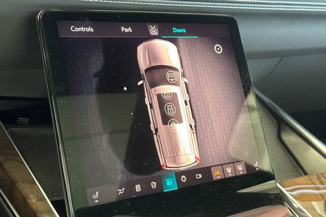 New 2026 Cadillac Escalade Platinum Sport AWD/4WD image 20