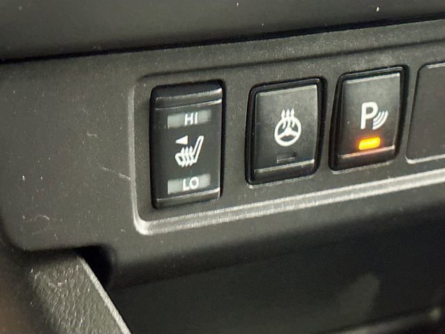 Used 2023 Nissan Frontier SV w/ SV Convenience Package image 20