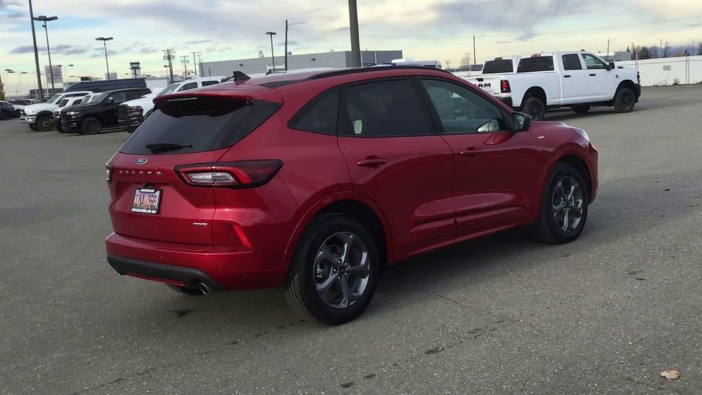 Used 2024 Ford Escape ST-Line w/ Tech Pack #1 image 8