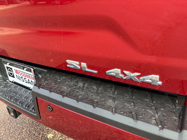 Used 2017 Nissan Titan SL AWD/4WD image 10