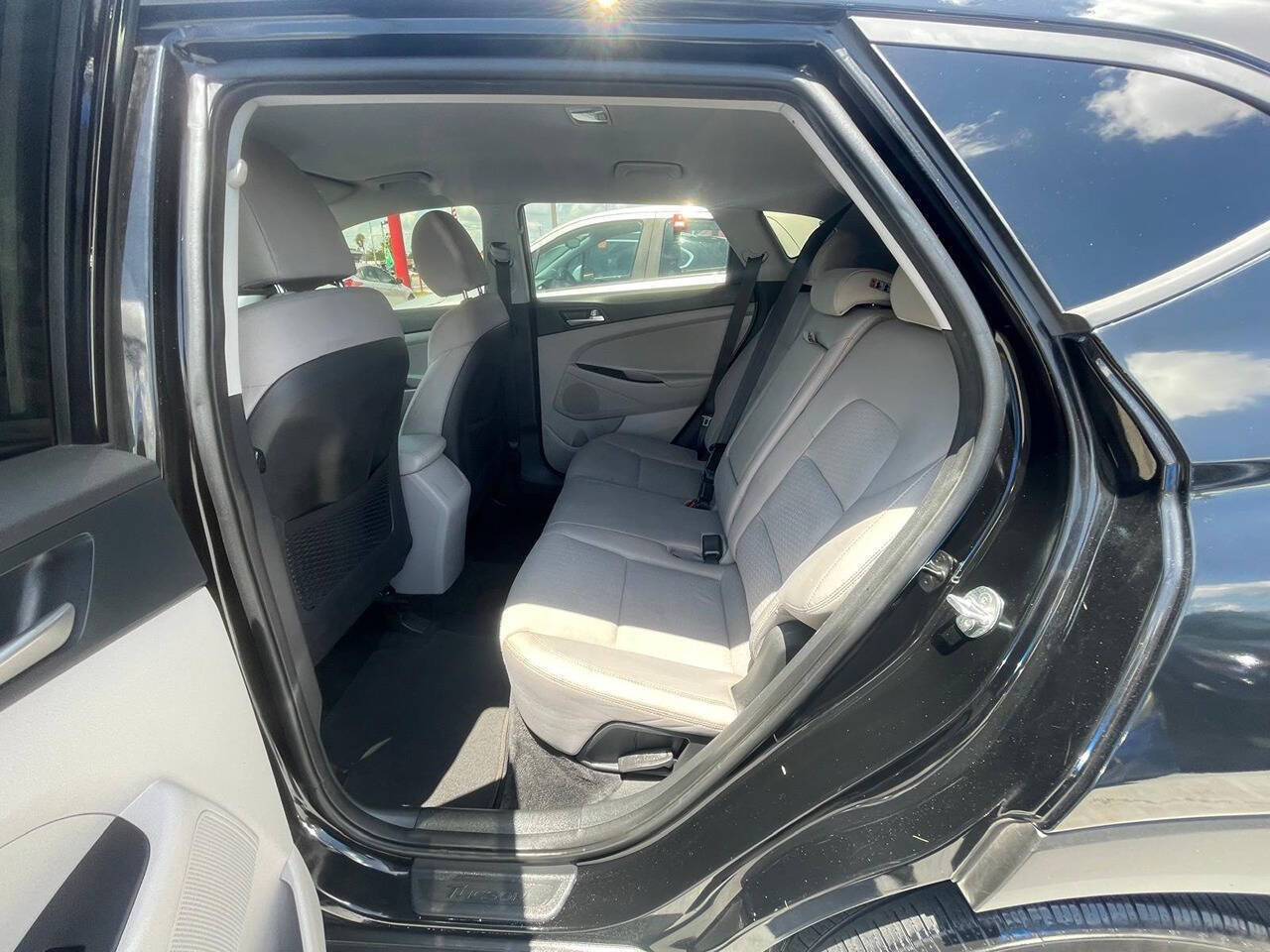 Used 2021 Hyundai Tucson SE AWD/4WD image 11