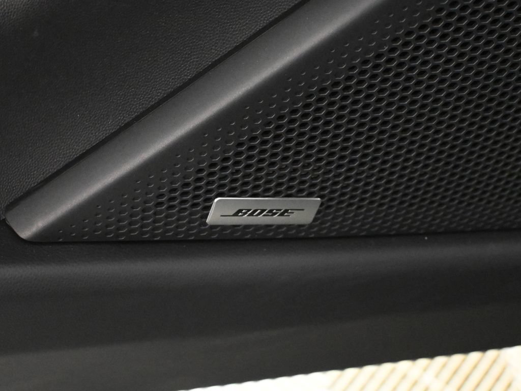New 2026 Porsche Cayenne Electric AWD/4WD image 35