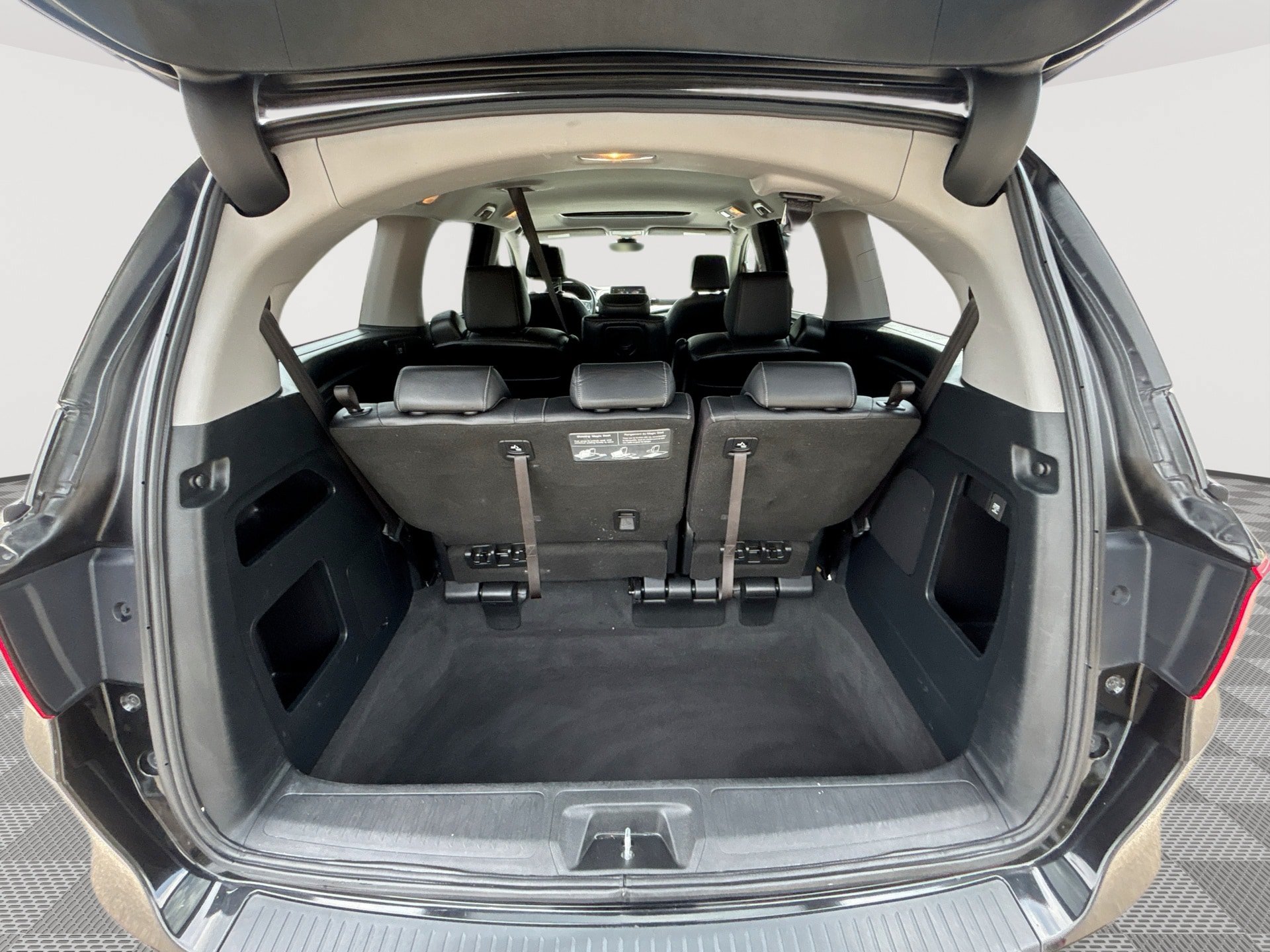 Used 2023 Honda Odyssey EX-L image 22