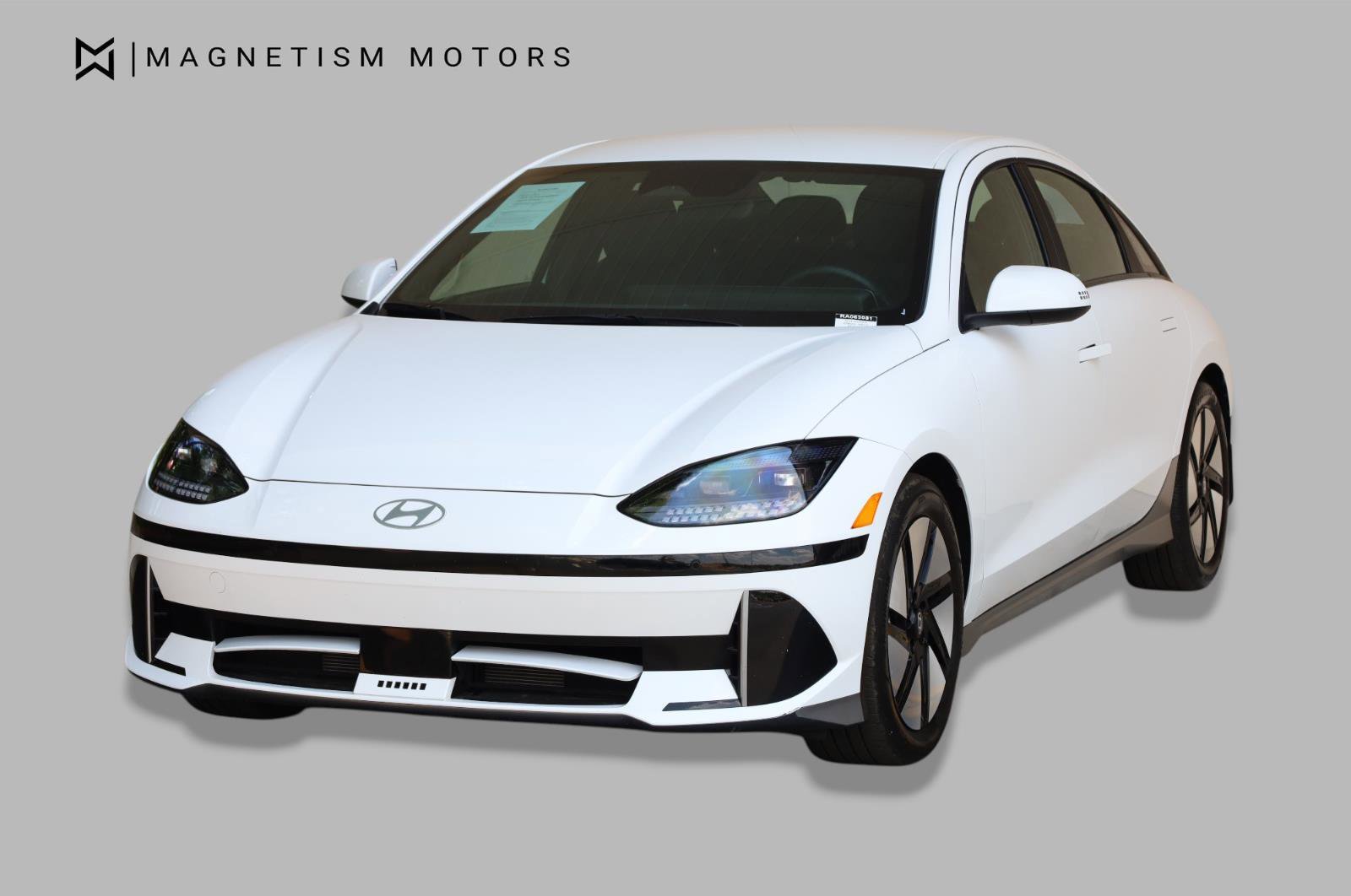 Used 2024 Hyundai Ioniq 6 SE AWD/4WD image 4