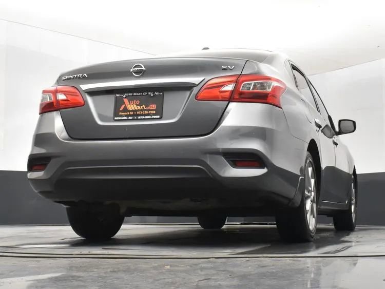 Used 2019 Nissan Sentra SV image 13