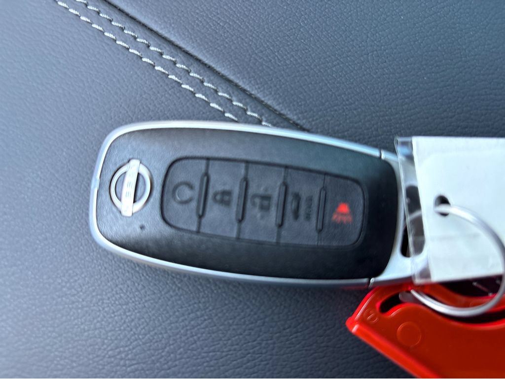 New 2026 Nissan Sentra SV w/ SV Convenience Package FWD image 30
