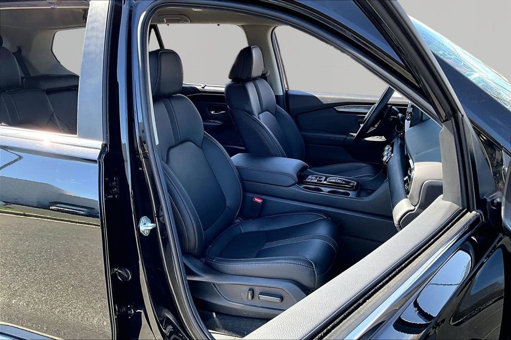 Used 2025 Honda Pilot EX-L image 22