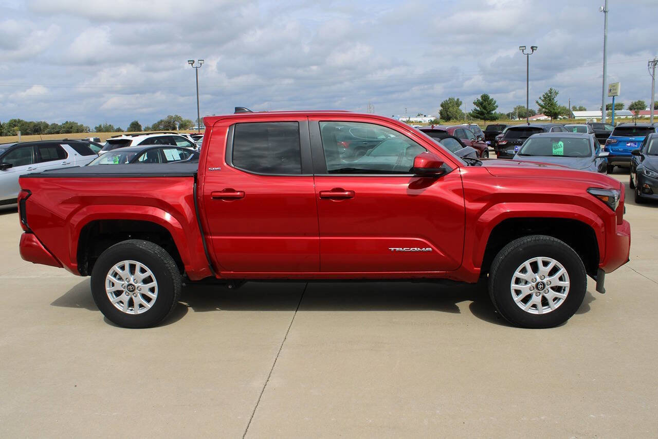 Used 2024 Toyota Tacoma SR5 image 4