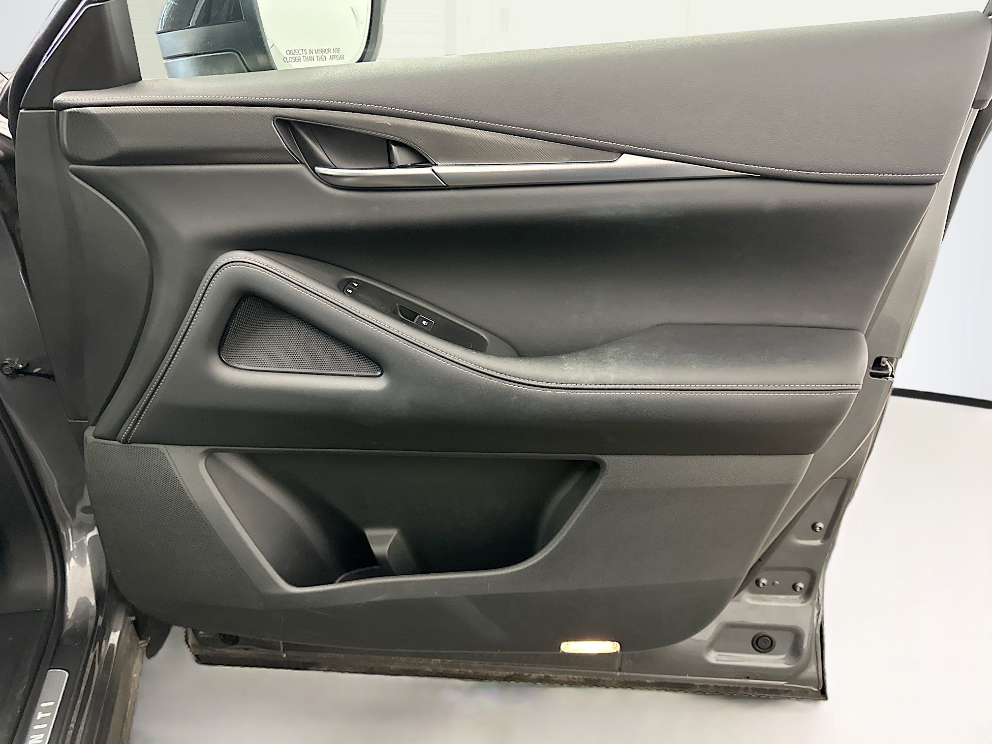 Used 2023 INFINITI QX60 Luxe w/ Cargo Package AWD/4WD image 36