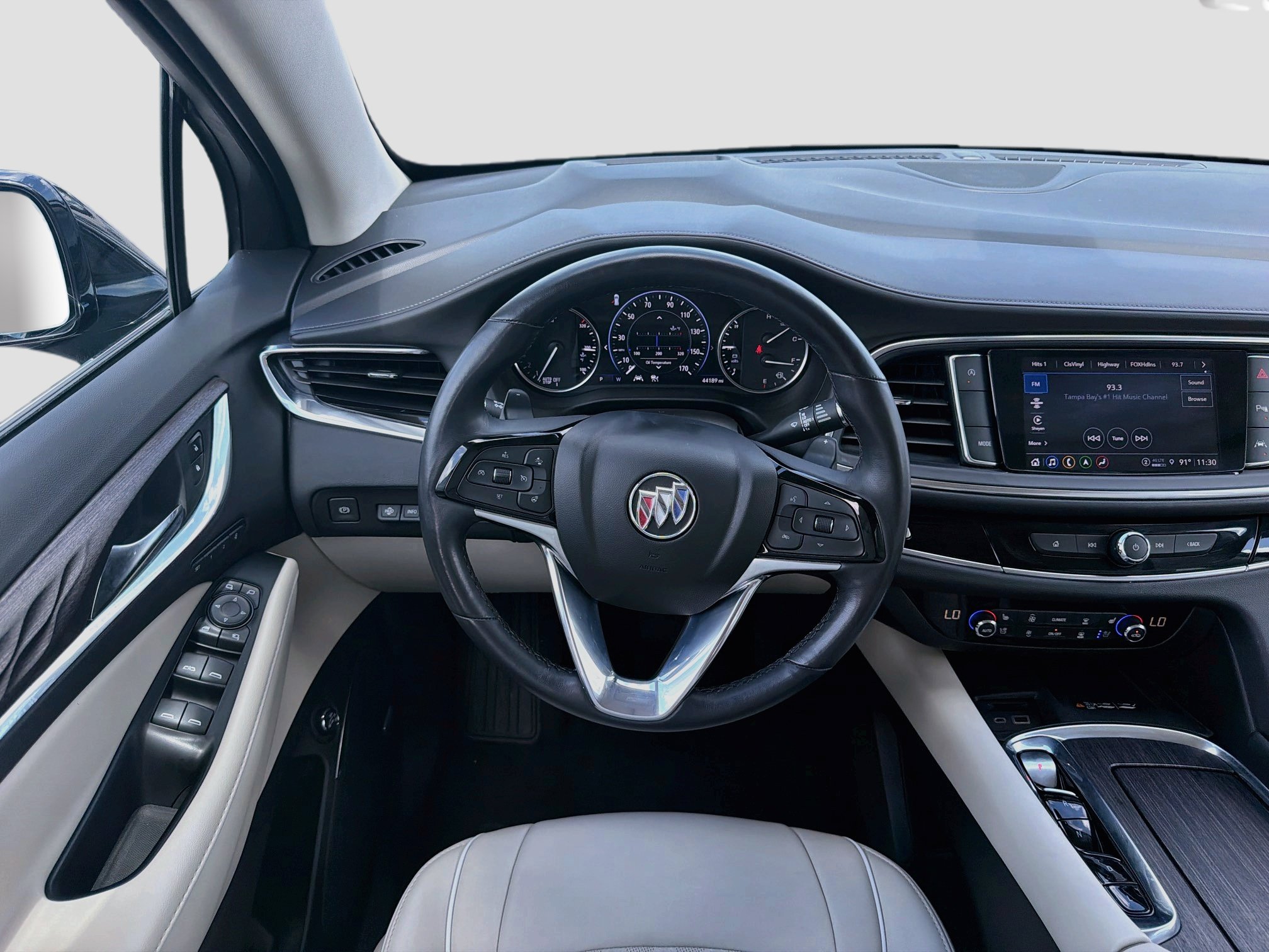 Used 2024 Buick Enclave Avenir w/ Avenir Technology Package FWD image 18